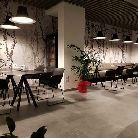 Area 19 Aparthotel Καταντζάρο Εξωτερικό φωτογραφία