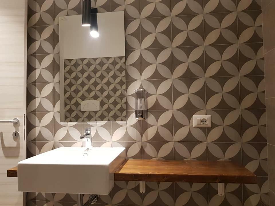 Area 19 Aparthotel Καταντζάρο Εξωτερικό φωτογραφία